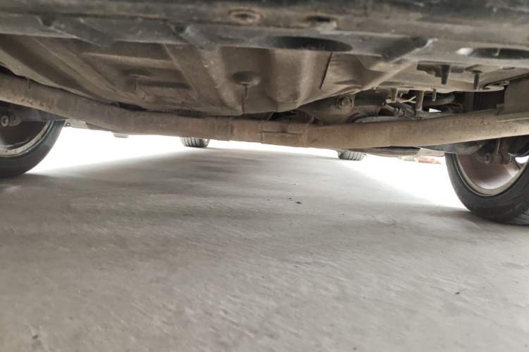 Used Chrysler 300C 2013 3.6L Luxury Edition Chassis Rear