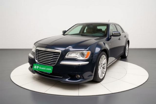 Used Chrysler 300C 2013 3.6L Luxury Edition