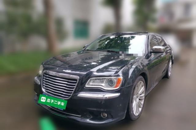 Used Chrysler 300C 2013 3.6L Luxury Edition