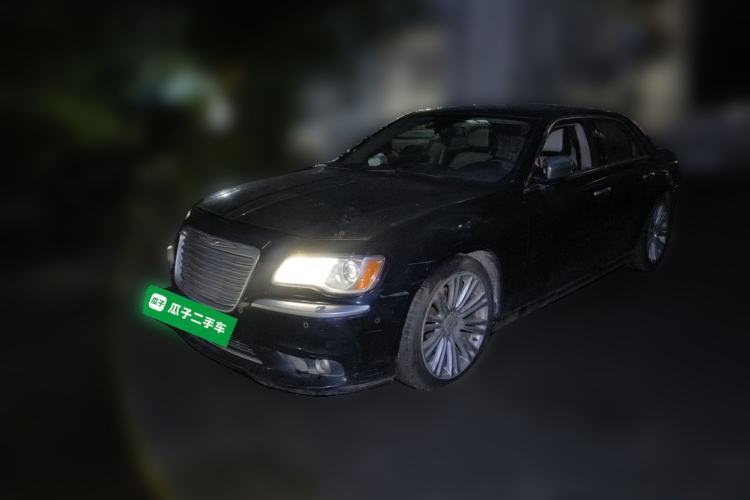 Used Chrysler 300C 2013 3.6L Prestige Edition Guazi used car, China used car export, Used car for sale, Used  cars, Cheapest cars for sale