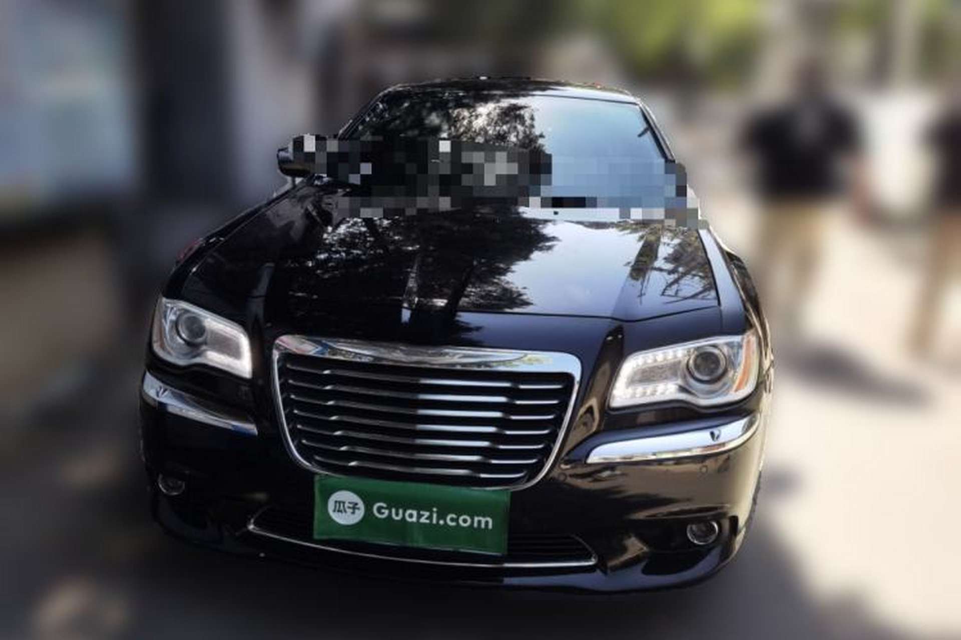 Used Chrysler 300C 2013 3.6L Luxury Edition Front