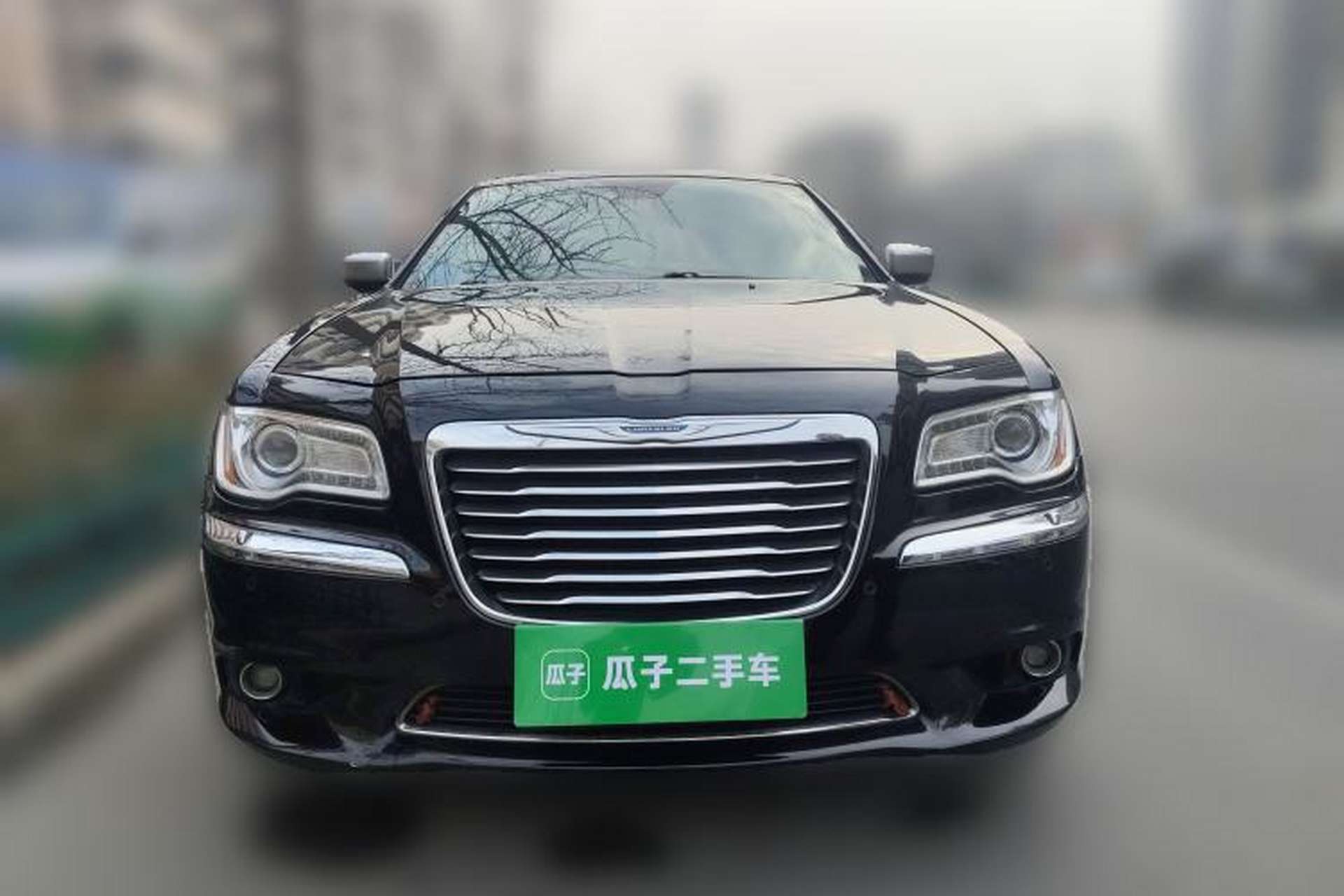 Used Chrysler 300C 2013 3.6L Luxury Edition Front