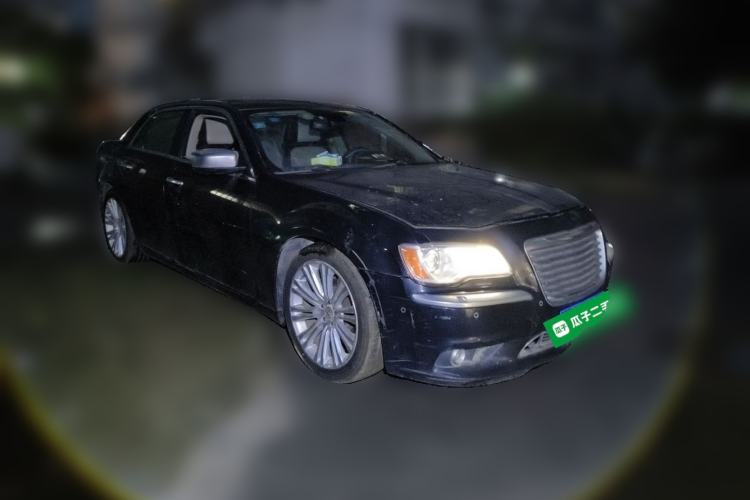 Used Chrysler 300C 2013 3.6L Prestige Edition Front Right 45 Deg