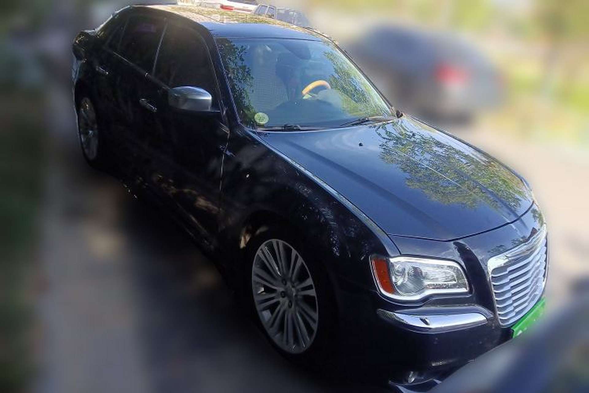 Used Chrysler 300C 2013 3.6L Luxury Edition Front Right 45 Deg