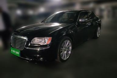 Used Chrysler 300C 2013 3.6L Luxury Edition