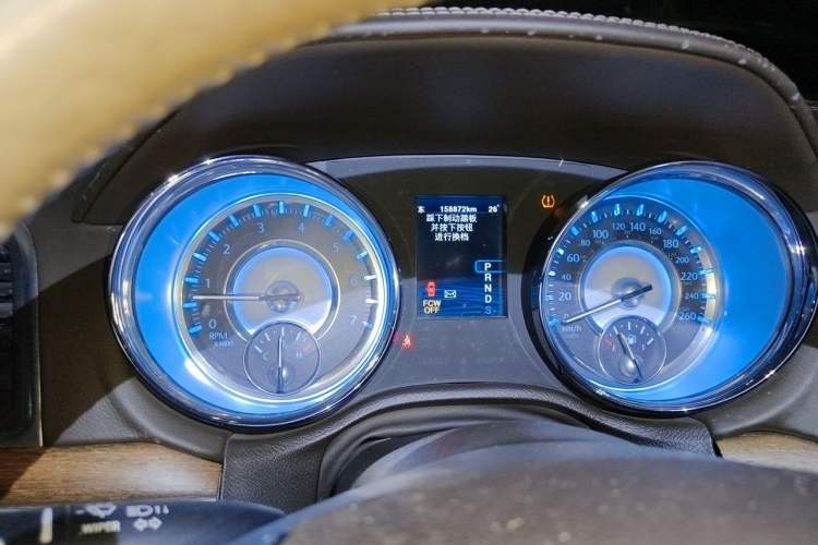 Used Chrysler 300C 2013 3.6L Prestige Edition Instrument Cluster