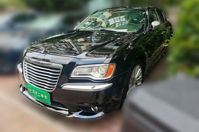 Używany Chrysler 300C 2013 3.6L Prestige Edition