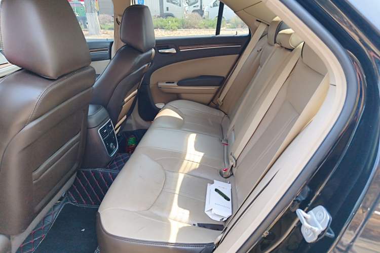 Used Chrysler 300C 2013 3.6L Premium Edition Left Rear Seat