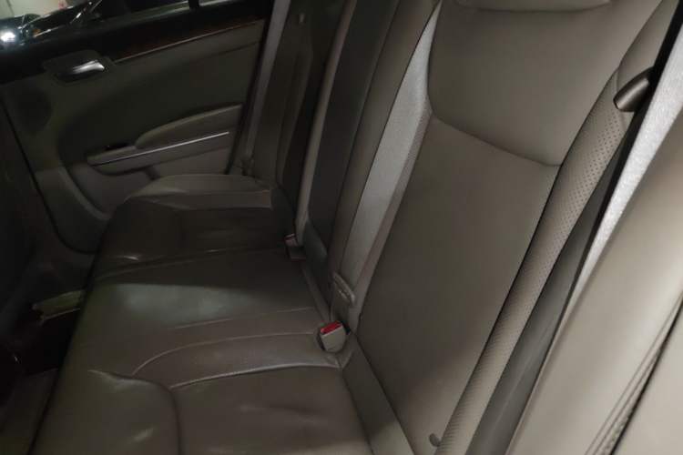 Used Chrysler 300C 2013 3.6L Luxury Edition Left Rear Seat