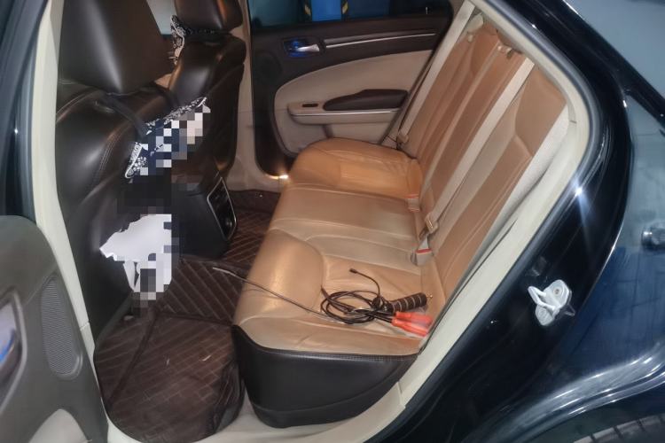 Used Chrysler 300C 2013 3.6L Premium Edition Left Rear Seat