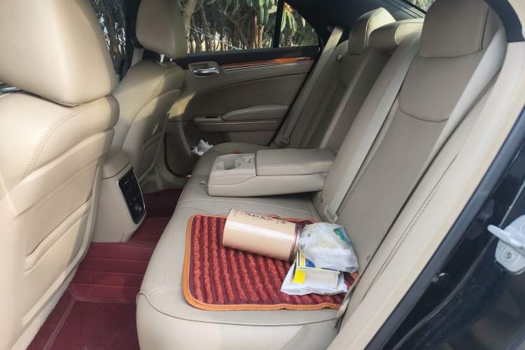 Used Chrysler 300C 2013 3.6L Luxury Edition Left Rear Seat