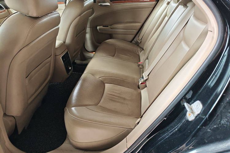 Used Chrysler 300C 2013 3.6L Luxury Edition Left Rear Seat