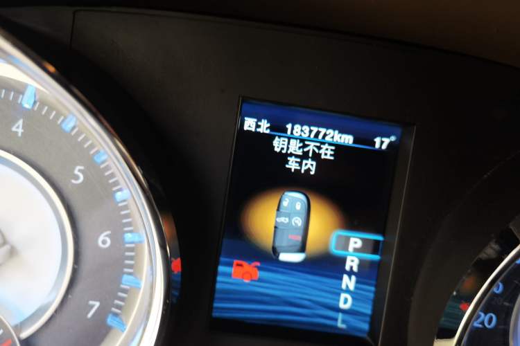 Used Chrysler 300C 2013 3.6L Luxury Edition Odometer Close Up