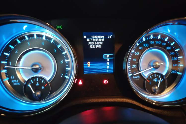 Used Chrysler 300C 2013 3.6L Luxury Edition Odometer Close Up