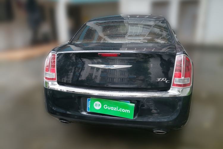 Used Chrysler 300C 2013 3.6L Luxury Edition Rear