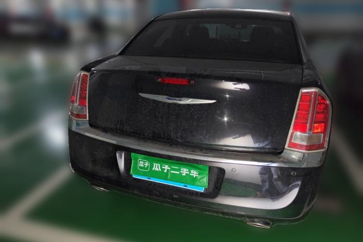Used Chrysler 300C 2013 3.6L Luxury Edition Rear