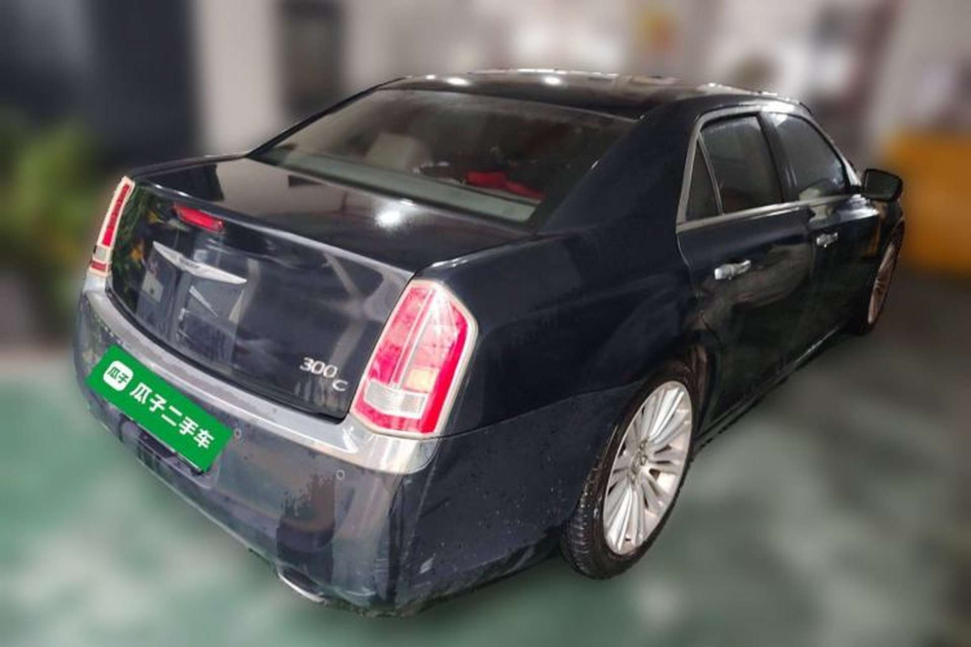 Used Chrysler 300C 2013 3.6L Luxury Edition Rear Right 45 Deg