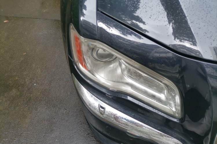 Used Chrysler 300C 2013 3.6L Luxury Edition Right Front Headlight