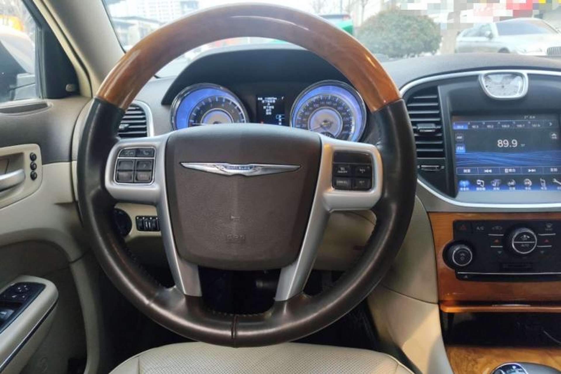 Used Chrysler 300C 2013 3.6L Luxury Edition Steering Wheel