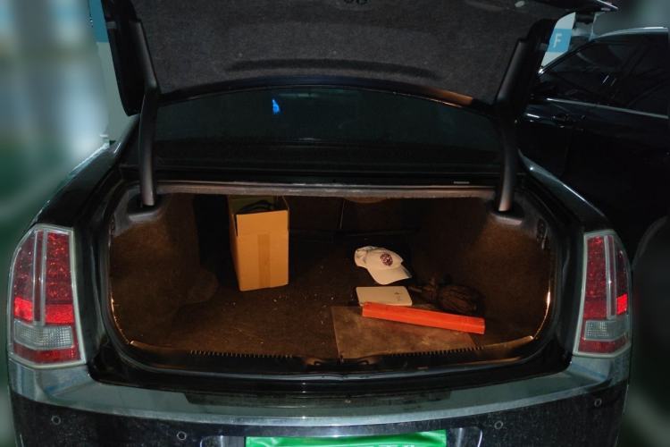 Used Chrysler 300C 2013 3.6L Luxury Edition Trunk