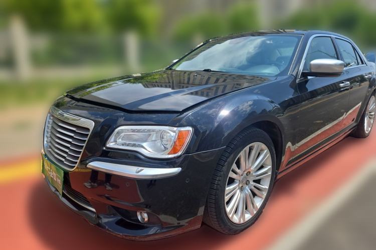 Used Chrysler 300C 2013 3.6L Premium Edition Guazi used car, China used car export, Used car for sale, Used  cars, Cheapest cars for sale