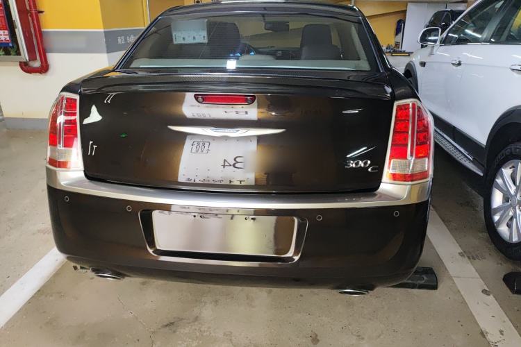 Used Chrysler 300C 2013 3.6L Prestige Edition Exterior 4