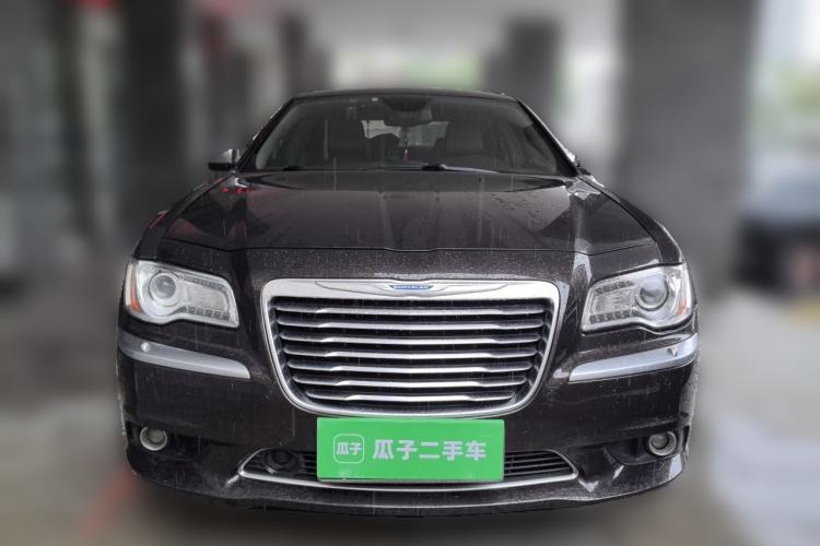 Used Chrysler 300C 2013 3.6L Prestige Edition Front