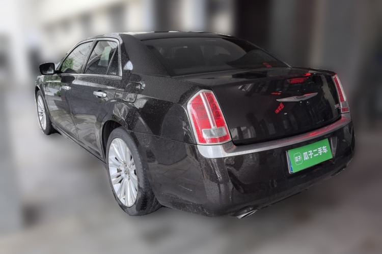 Used Chrysler 300C 2013 3.6L Prestige Edition Rear Left 45 Deg