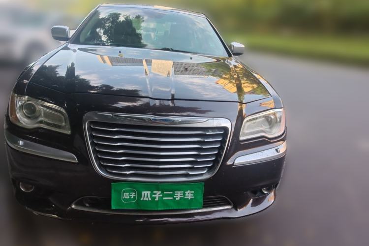 Used Chrysler 300C 2013 3.6L Prestige Edition Front
