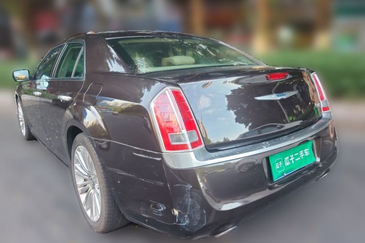 Used Chrysler 300C 2013 3.6L Prestige Edition Rear Left 45 Deg