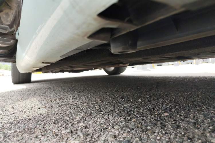 Used Chrysler 300C 2013 3.6L Prestige Edition Chassis Rear Left