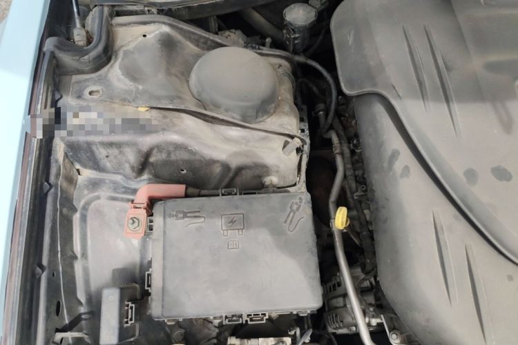 Used Chrysler 300C 2013 3.6L Prestige Edition Engine Bay Right