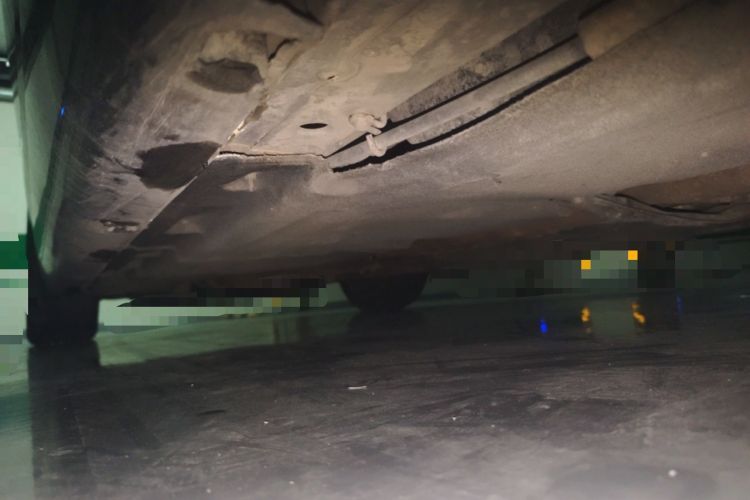 Used Chrysler 300C 2013 3.6L Premium Edition Chassis Rear Left
