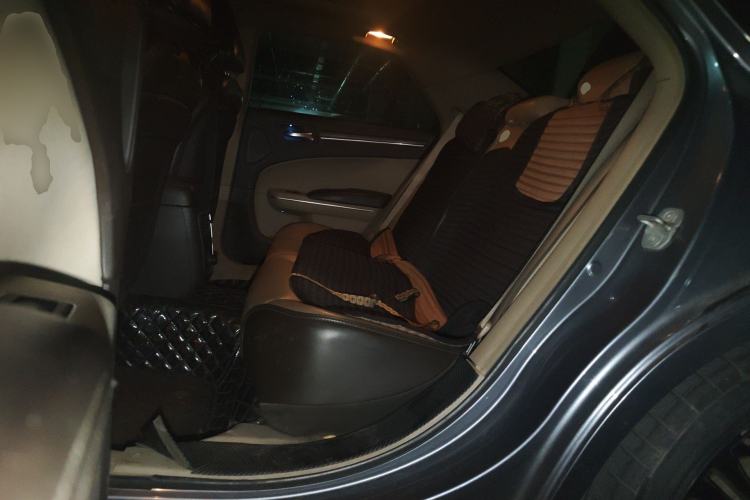 Used Chrysler 300C 2013 3.6L Premium Edition Left Rear Seat