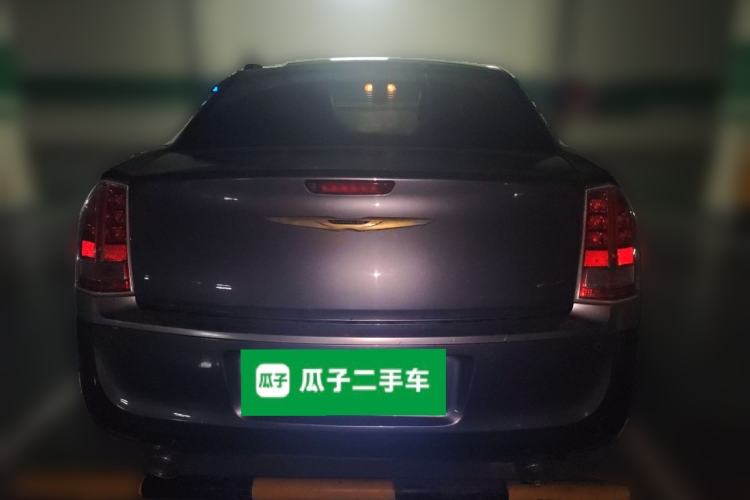 Used Chrysler 300C 2013 3.6L Premium Edition Rear