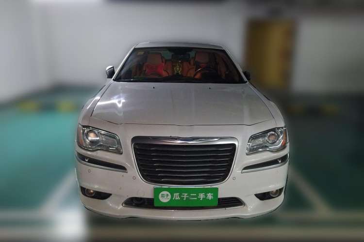 Used Chrysler 300C 2013 3.6L Prestige Edition Front