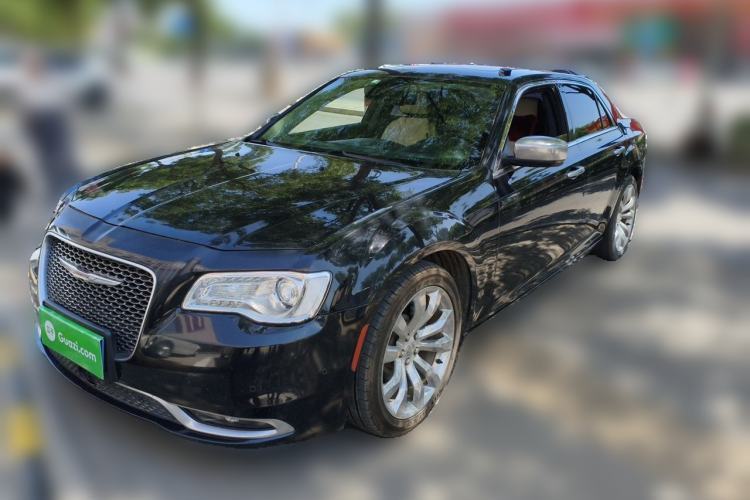 Used Chrysler 300C 2014 3.0L Excellence Edition Guazi used car, China used car export, Used car for sale, Used cars, Cheapest cars for sale