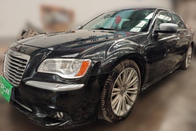 Used Chrysler 300C 2014 3.0L Excellence Edition