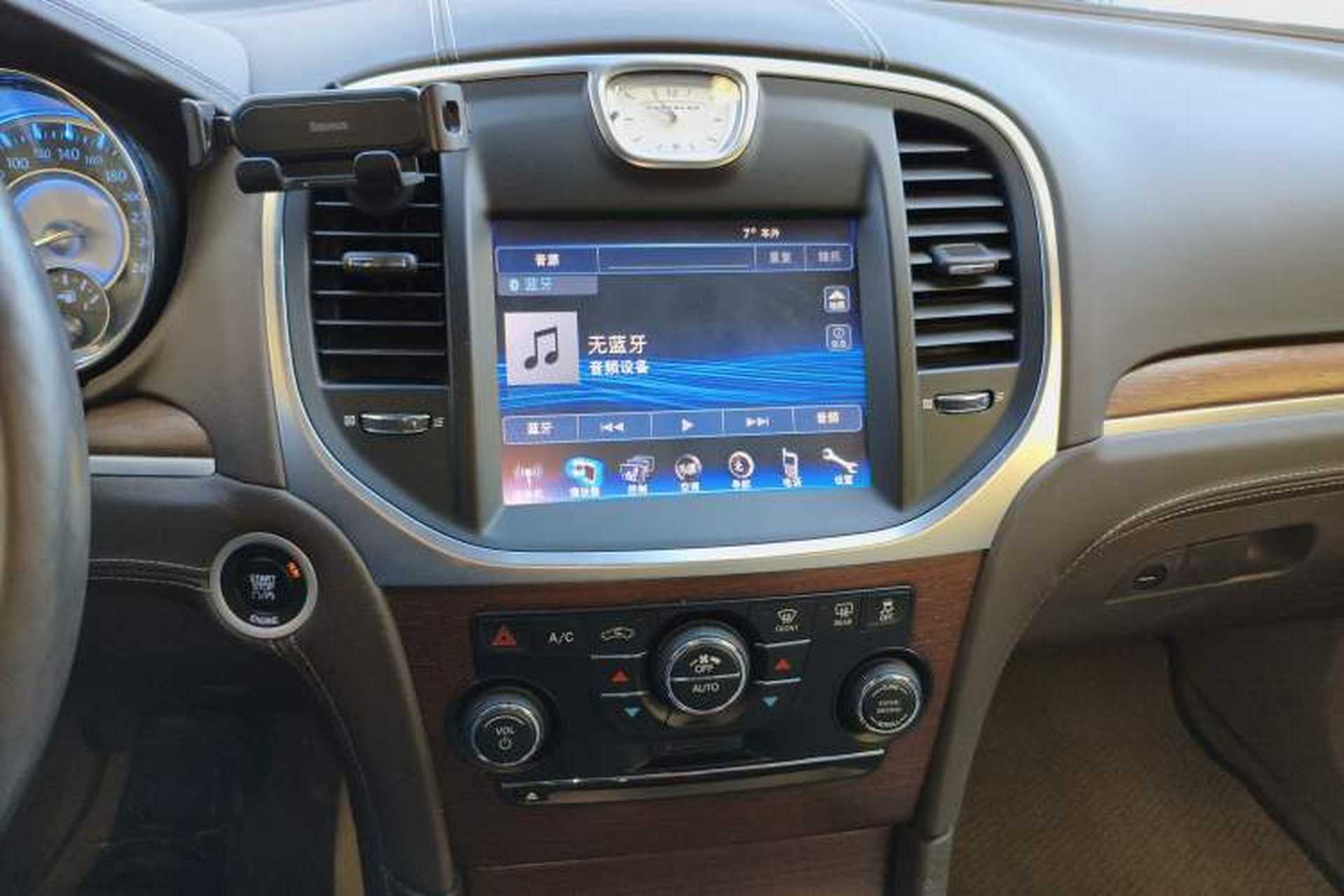 Used Chrysler 300C 2014 3.0L Excellence Edition Audio And AC Panel