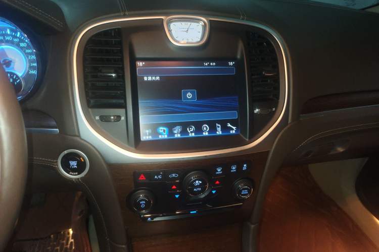 Used Chrysler 300C 2014 3.0L Excellence Edition Audio And AC Panel