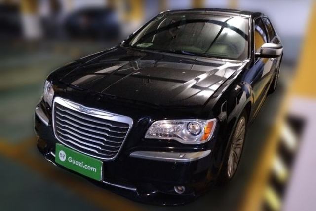 Used Chrysler 300C 2014 3.0L Excellence Edition