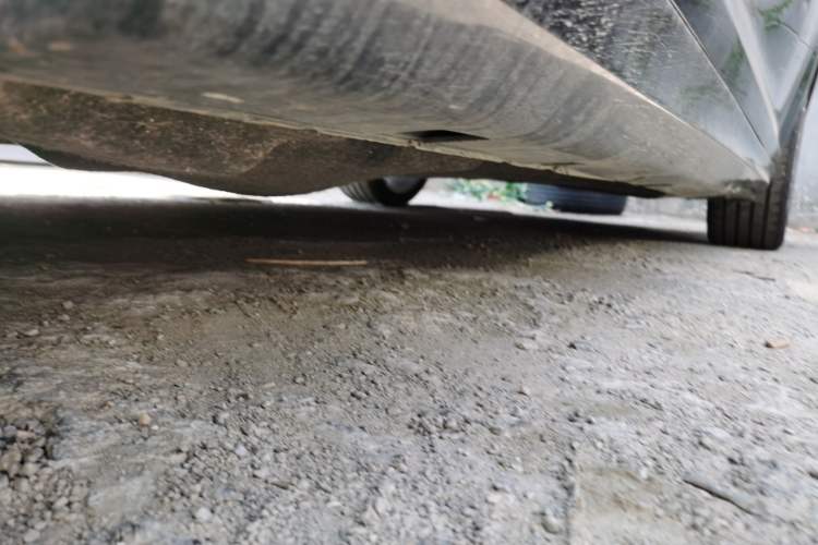 Used Chrysler 300C 2014 3.0L Excellence Edition Chassis Front Left