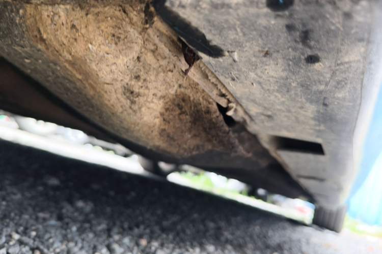 Used Chrysler 300C 2014 3.0L Excellence Edition Chassis Front Left