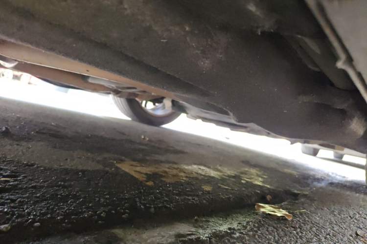 Used Chrysler 300C 2014 3.0L Excellence Edition Chassis Front Right