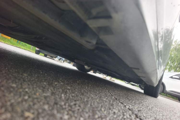 Used Chrysler 300C 2014 3.0L Excellence Edition Chassis Rear Right