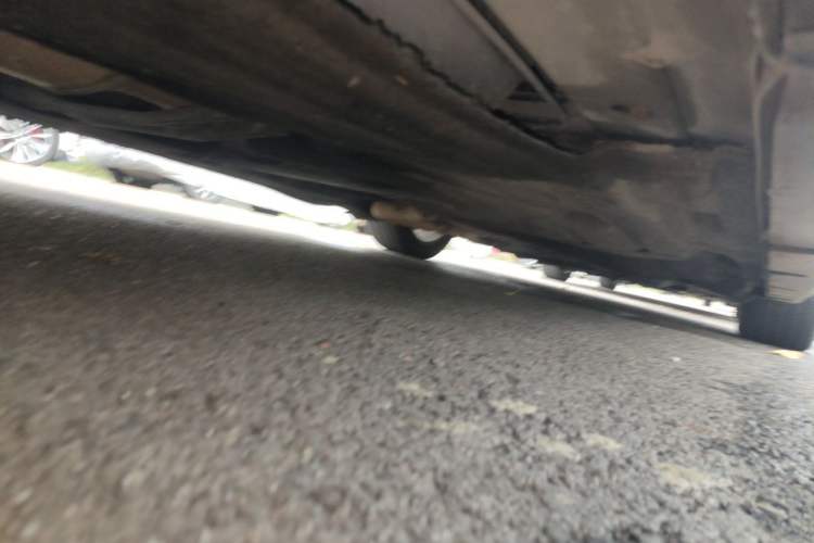 Used Chrysler 300C 2014 3.0L Excellence Edition Chassis Rear Right