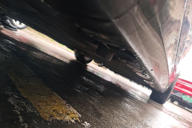 Used Chrysler 300C 2014 3.0L Excellence Edition Chassis Rear Right