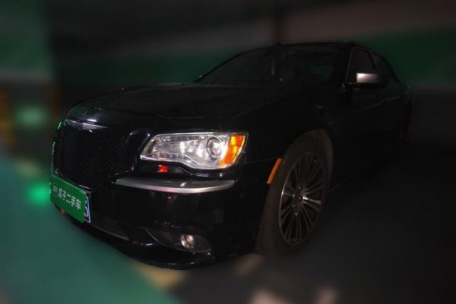 Used Chrysler 300C 2014 3.0L Excellence Edition