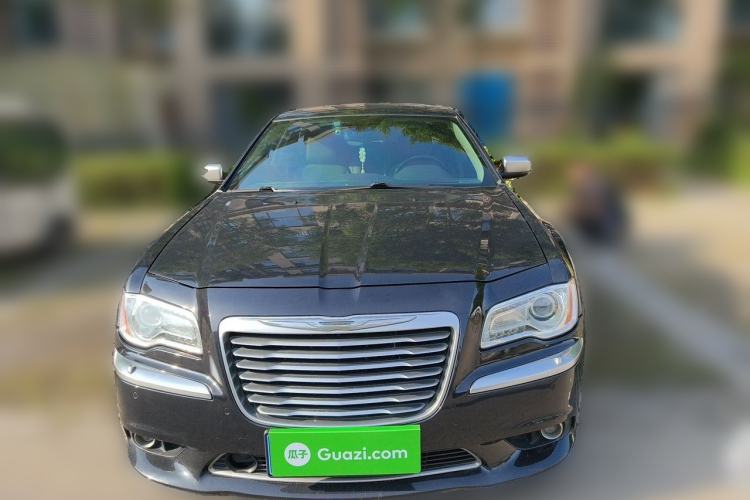 Used Chrysler 300C 2014 3.0L Excellence Edition Front
