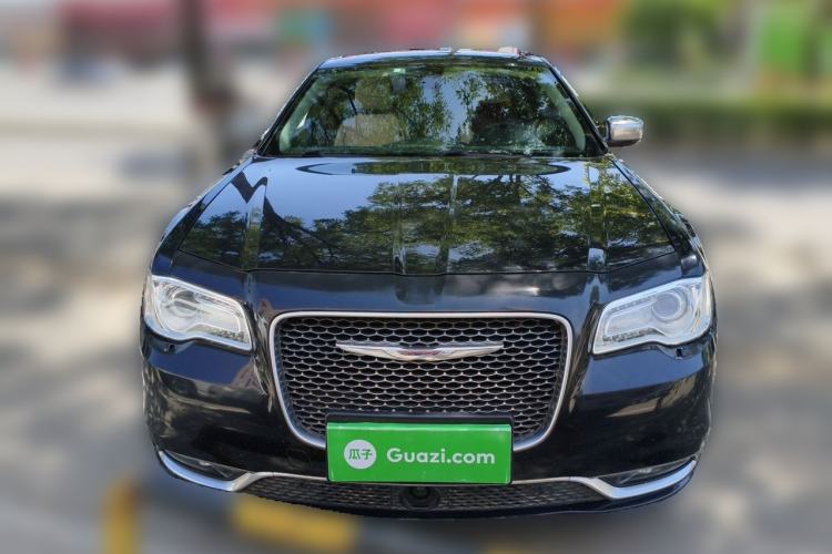 Used Chrysler 300C 2014 3.0L Excellence Edition Front